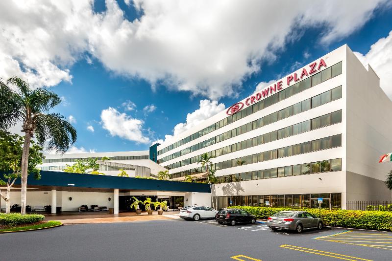 Crowne Plaza Miami International Airport