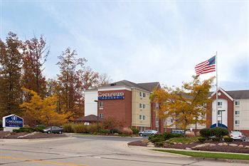 Candlewood Suites Cleveland-North Olmsted