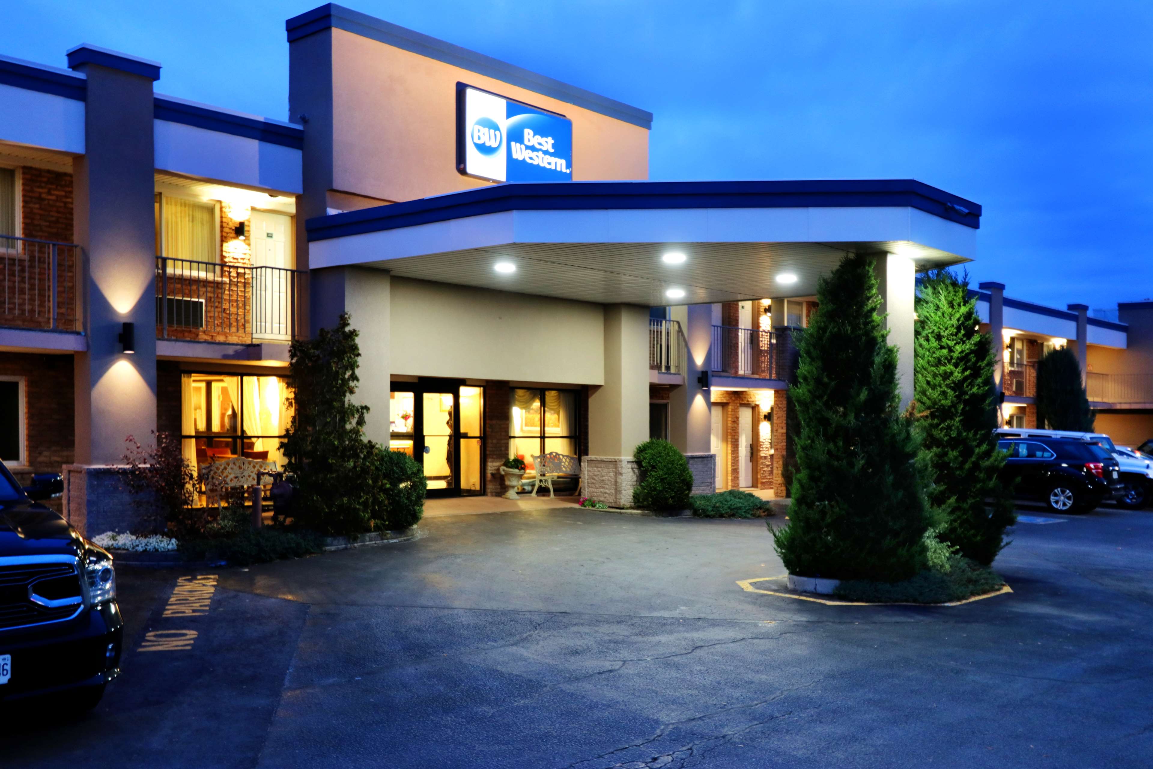 Best Western Inn On The Hill