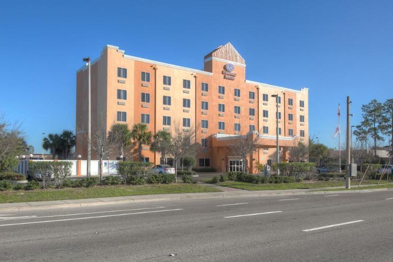 Comfort Suites Near Raymond James Stadium