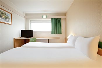 Ibis Paris Porte De Montreuil