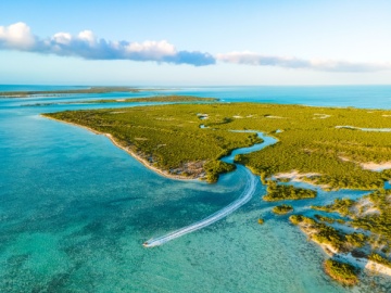 american-airlines-extends-its-service-to-lesser-visited-islands