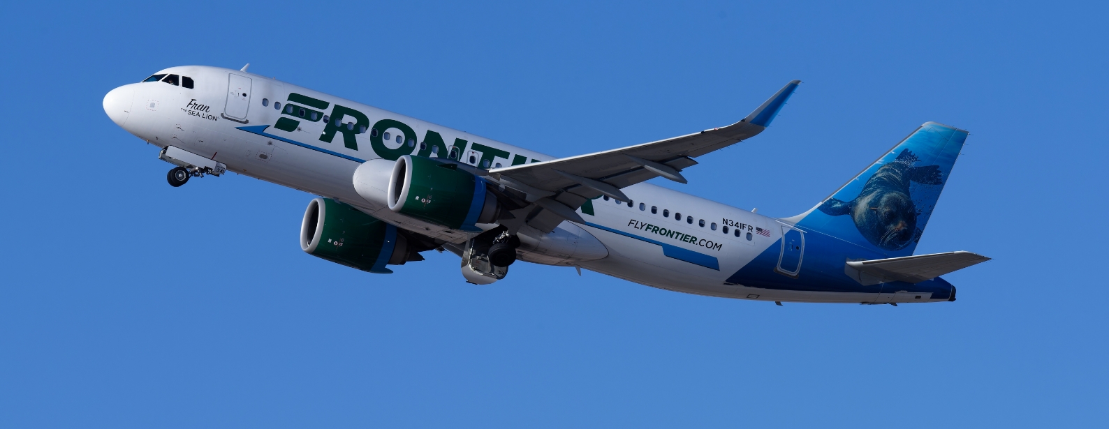 frontier-airlines-sports-equipment-policy